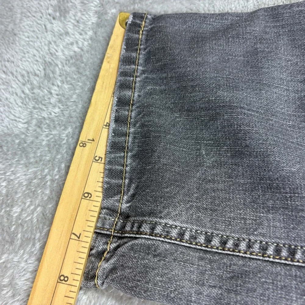 Levi's Jeans Mens 31x32 (Fits 30x31) 514 Slim Straight Gray Faded Denim